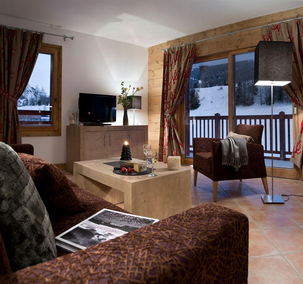 Residence Cgh Kalinda Les Boisses 外观 照片